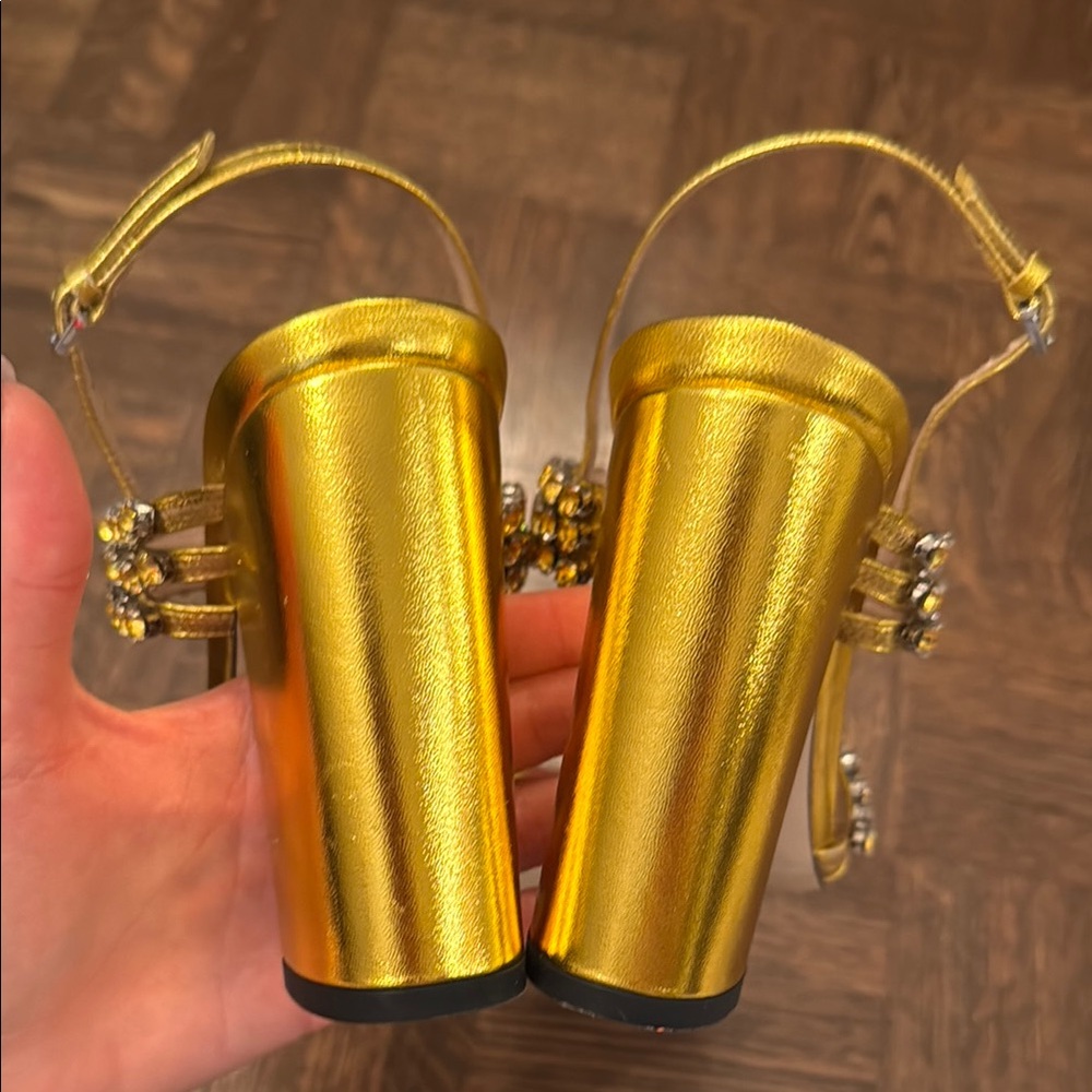 Gucci Sandals Gold metallic crystal size 35.5 brand new with box - Picture 4 of 10